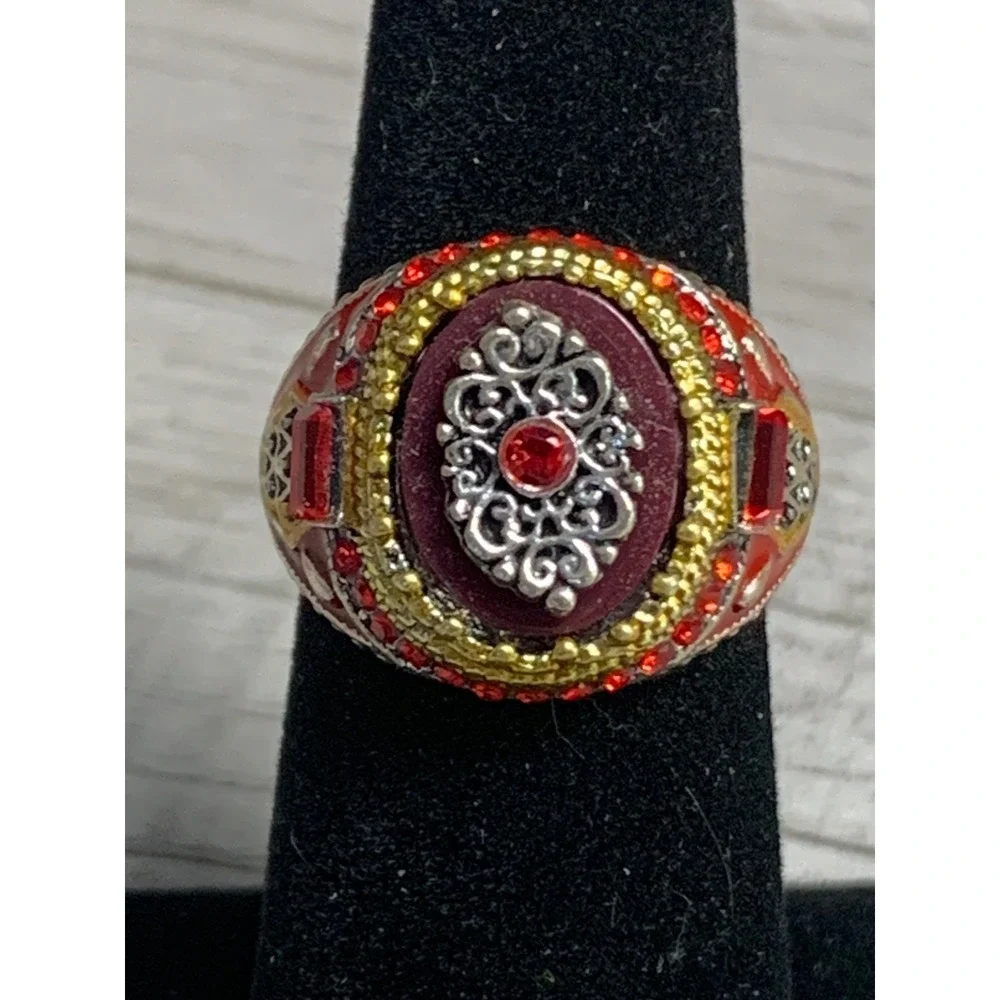 Ornate Red Gold Tone Rhinestone Filigree Cocktail Ring Size 6.25 Boho Statement